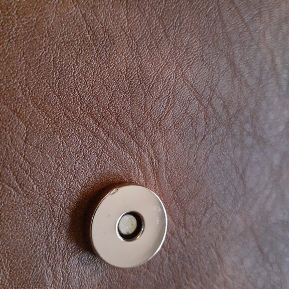 Urban Expressions Brown Vegan Leather Crossbody Wallet Bag - Picture 9 of 15